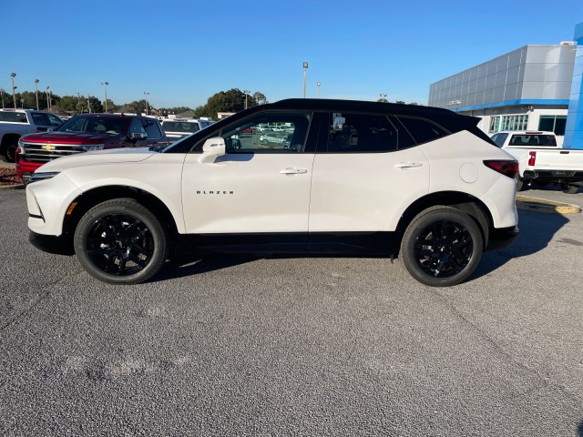 new 2025 Chevrolet Blazer car, priced at $51,635