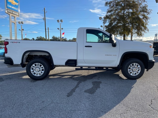 new 2025 Chevrolet Silverado 3500HD car, priced at $53,220