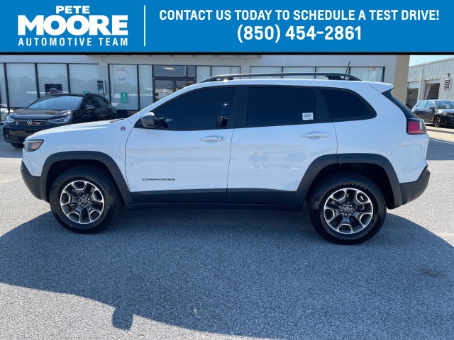 used 2021 Jeep Cherokee car, priced at $23,995