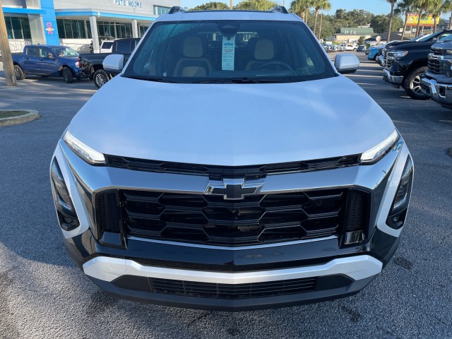 new 2025 Chevrolet Equinox car, priced at $40,870