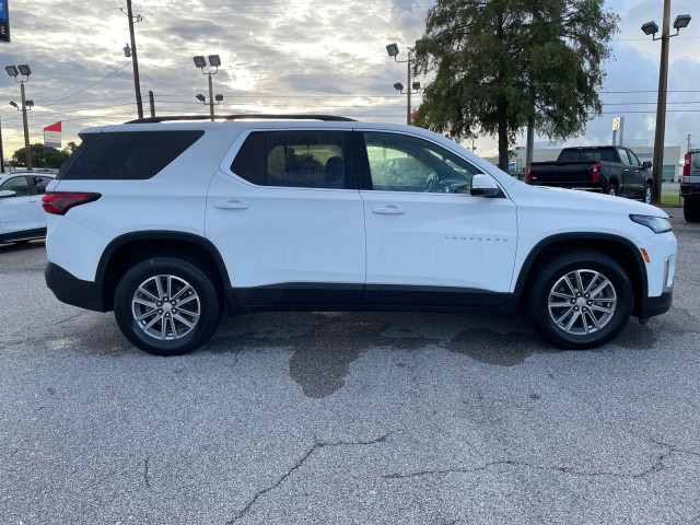 used 2023 Chevrolet Traverse car, priced at $35,995