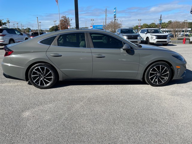 used 2021 Hyundai Sonata car, priced at $23,995