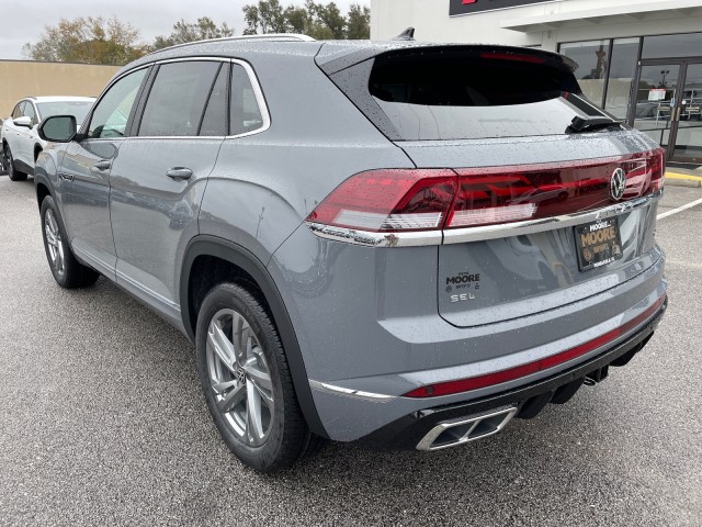 new 2024 Volkswagen Atlas Cross Sport car, priced at $47,399