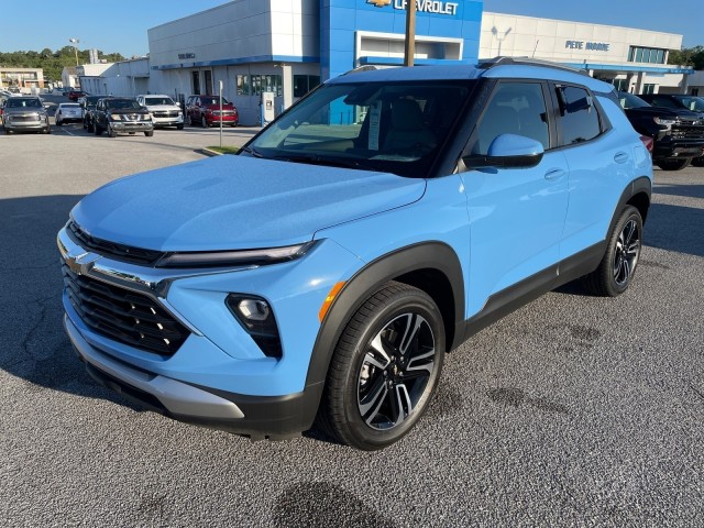 new 2024 Chevrolet TrailBlazer car, priced at $28,365