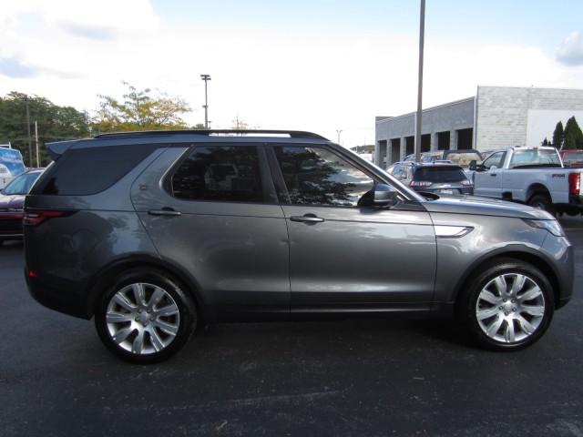 used 2017 Land Rover Discovery car, priced at $17,895