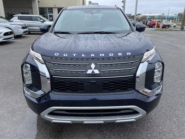 new 2024 Mitsubishi Outlander car, priced at $33,990