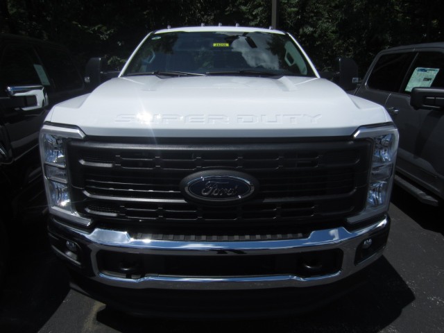 new 2024 Ford F-250 car, priced at $53,555