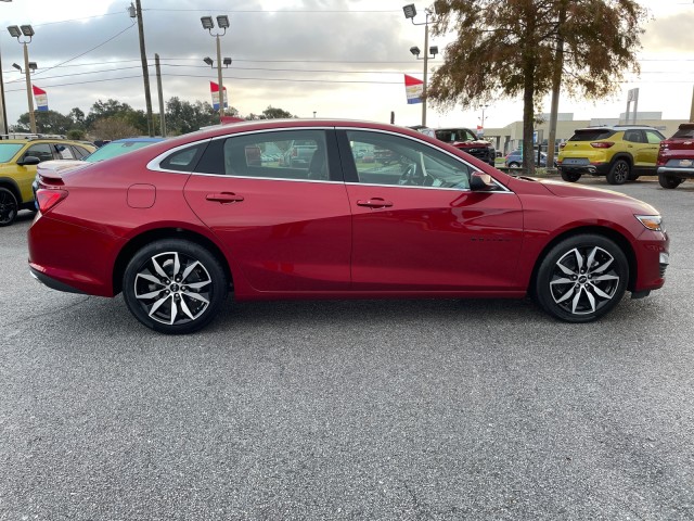 new 2025 Chevrolet Malibu car, priced at $29,030