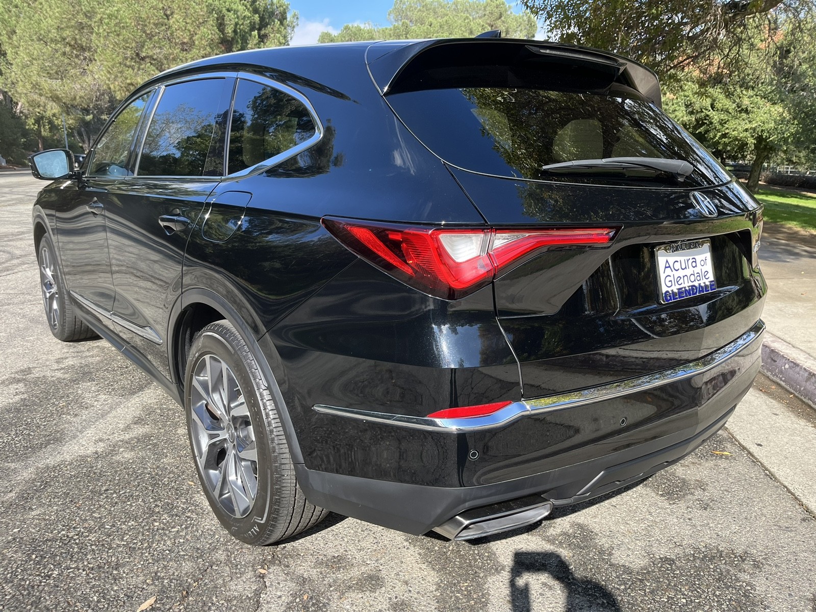 used 2022 Acura MDX car, priced at $38,488