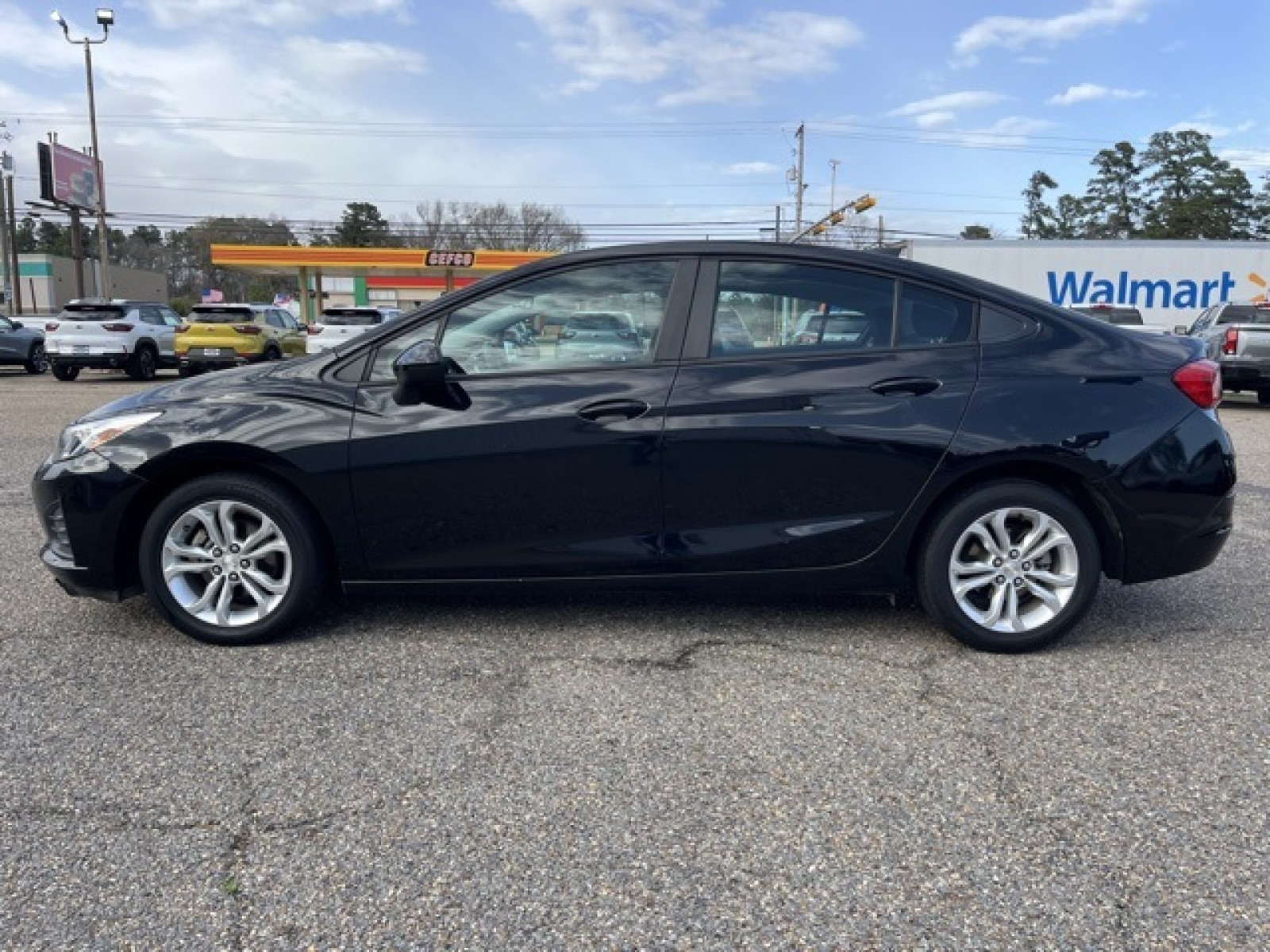 used 2019 Chevrolet Cruze car, priced at $14,644