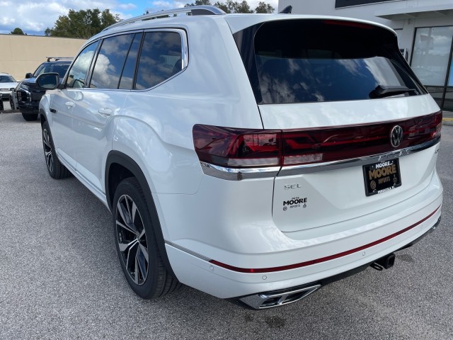 new 2025 Volkswagen Atlas car, priced at $53,626