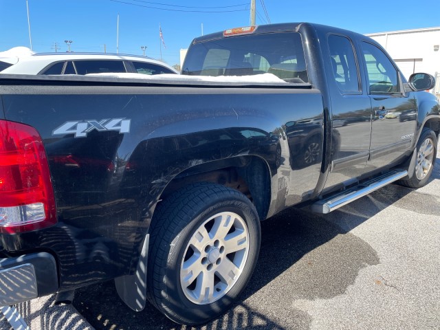 used 2007 GMC Sierra 1500 car, priced at $9,995