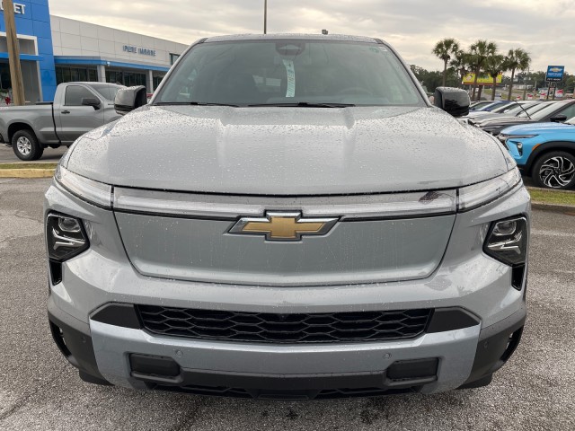 new 2025 Chevrolet Silverado EV car, priced at $77,675