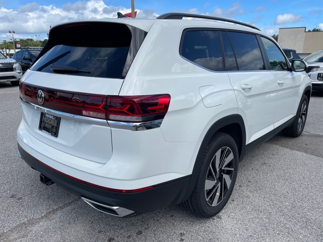 new 2024 Volkswagen Atlas car, priced at $43,099