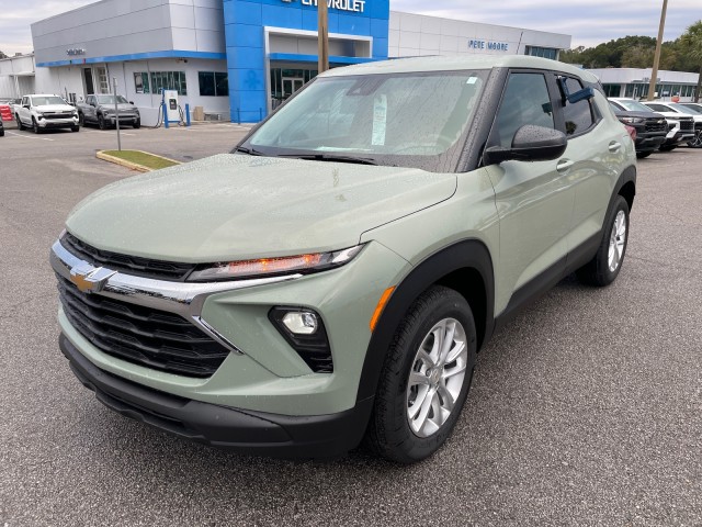 new 2025 Chevrolet TrailBlazer car, priced at $25,285