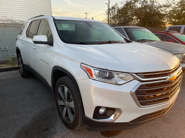 used 2021 Chevrolet Traverse car, priced at $16,995