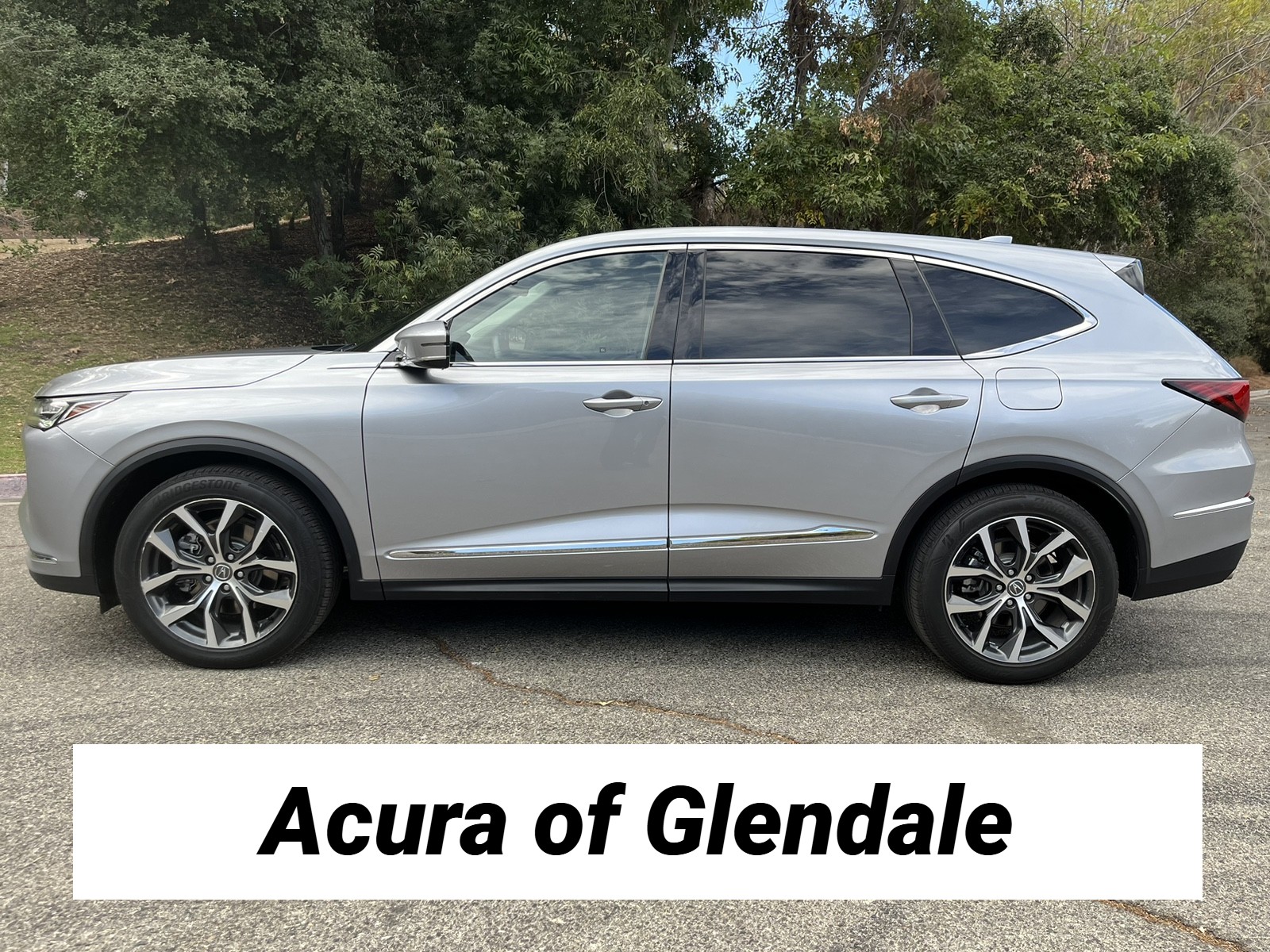 used 2022 Acura MDX car, priced at $37,488