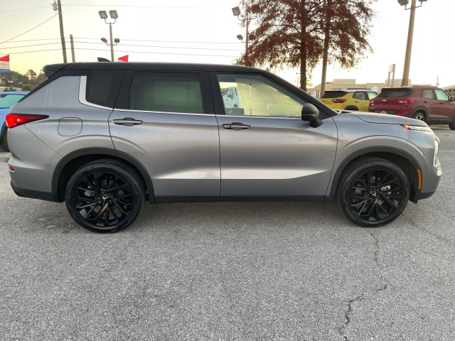 used 2023 Mitsubishi Outlander car, priced at $30,995