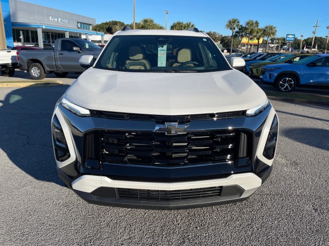 new 2025 Chevrolet Equinox car, priced at $37,340