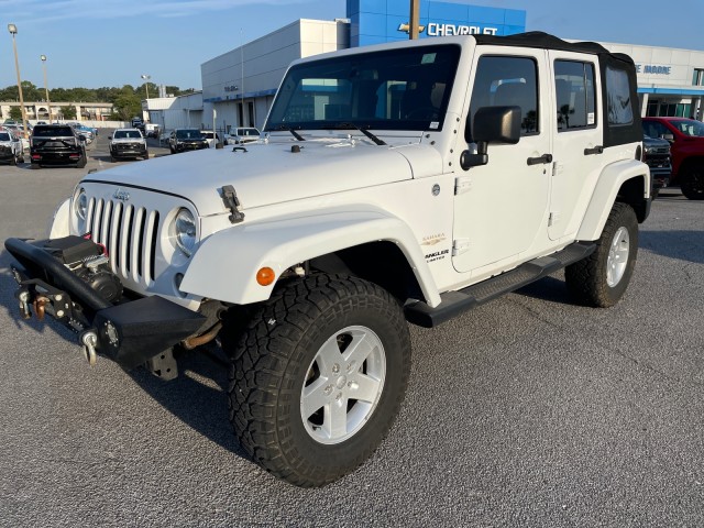 used 2015 Jeep Wrangler Unlimited car, priced at $16,980