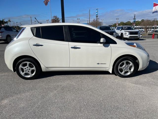 used 2014 Nissan Leaf car, priced at $6,995