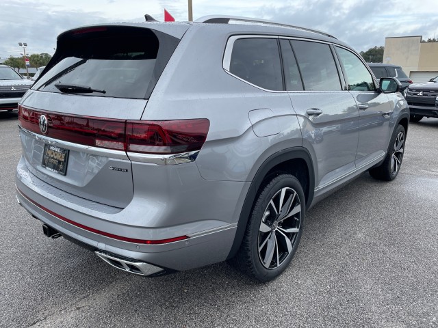 new 2025 Volkswagen Atlas car, priced at $53,341