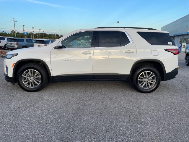 used 2023 Chevrolet Traverse car, priced at $31,995