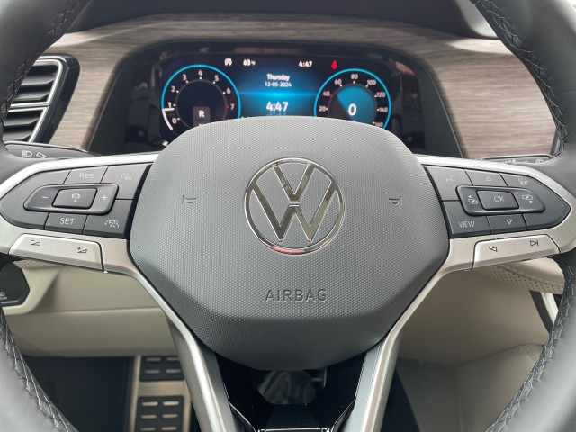 new 2025 Volkswagen Atlas car, priced at $53,591