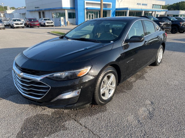 used 2022 Chevrolet Malibu car, priced at $19,995