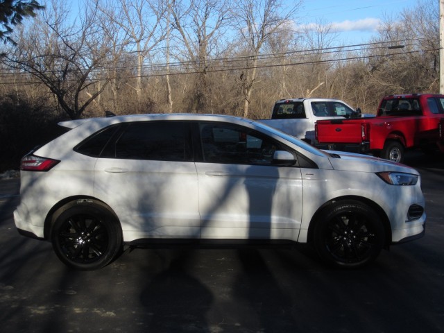 used 2022 Ford Edge car, priced at $29,998