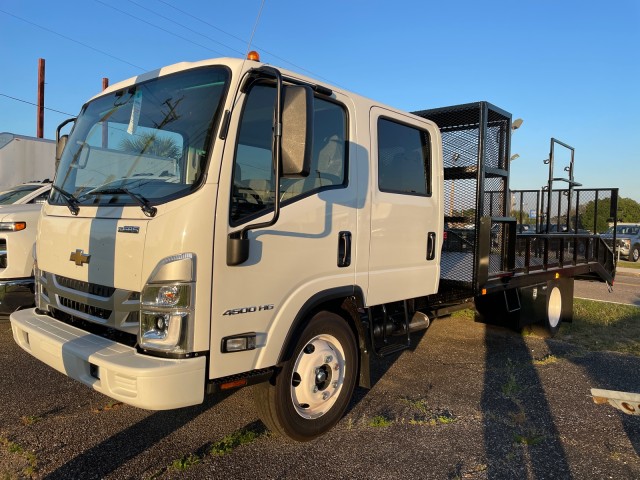 new 2024 Chevrolet 4500 HG LCF Gas car, priced at $75,772