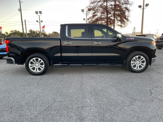 used 2022 Chevrolet Silverado 1500 car, priced at $48,995