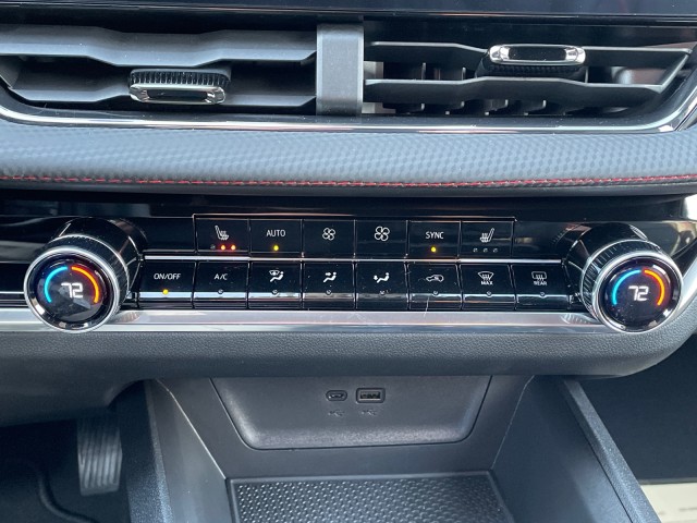 new 2025 Chevrolet Equinox car, priced at $36,345