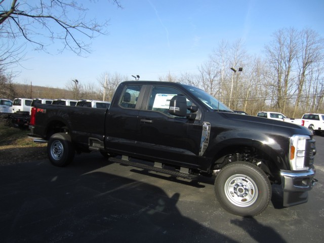 new 2024 Ford F-250 car, priced at $53,590