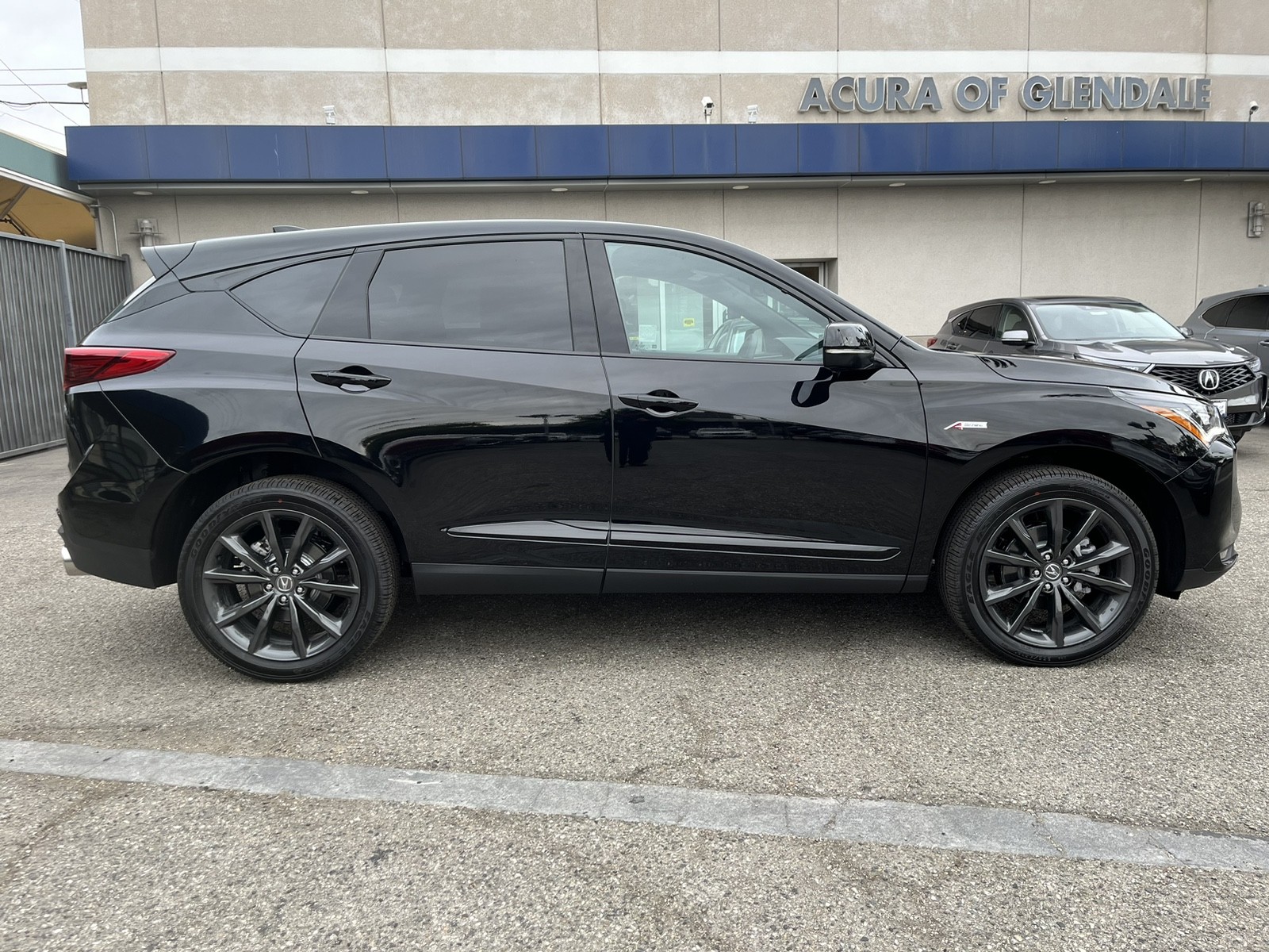 new 2025 Acura RDX car, priced at $52,250