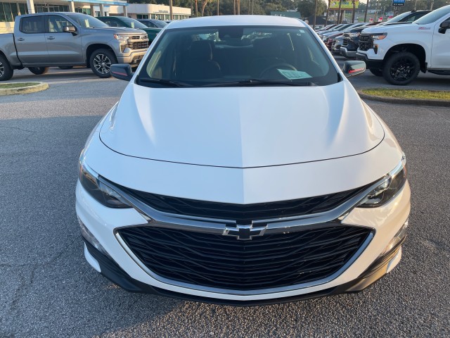 new 2025 Chevrolet Malibu car, priced at $30,490