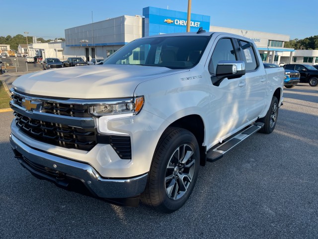 new 2025 Chevrolet Silverado 1500 car, priced at $57,870