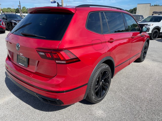 new 2024 Volkswagen Tiguan car, priced at $34,999