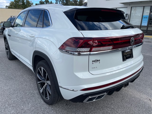 new 2025 Volkswagen Atlas Cross Sport car, priced at $52,999