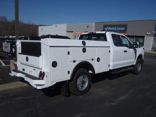 new 2025 Ford F-250 Utility Service Body car, priced at $72,620