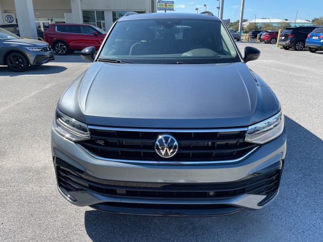 new 2024 Volkswagen Tiguan car, priced at $36,866