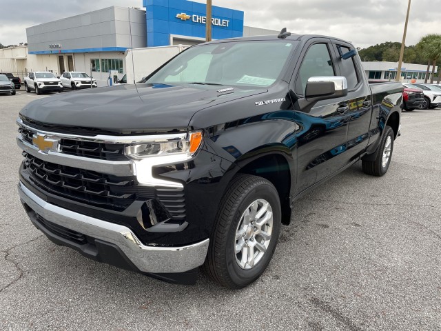 new 2025 Chevrolet Silverado 1500 car, priced at $51,285