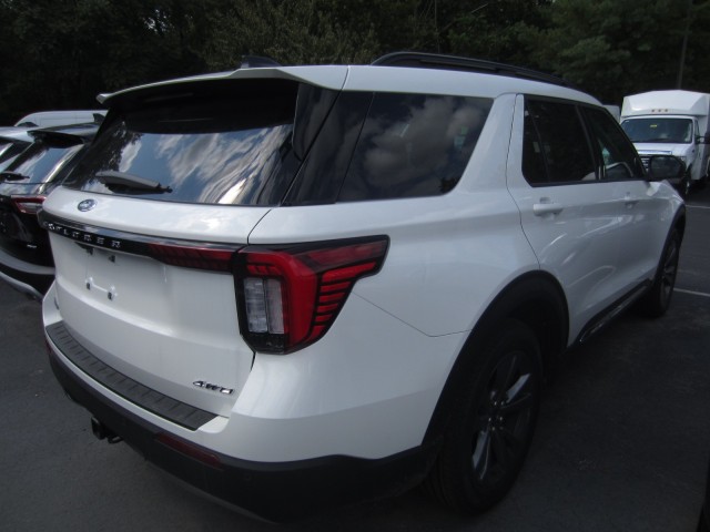 new 2025 Ford Explorer car, priced at $50,245