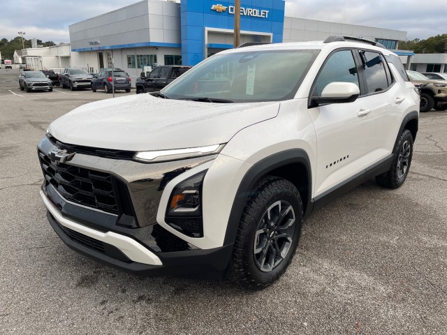 new 2025 Chevrolet Equinox car, priced at $38,290