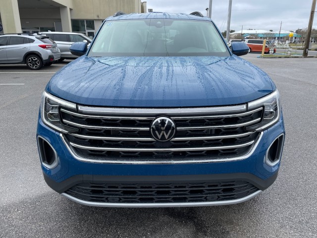 new 2025 Volkswagen Atlas car, priced at $38,186