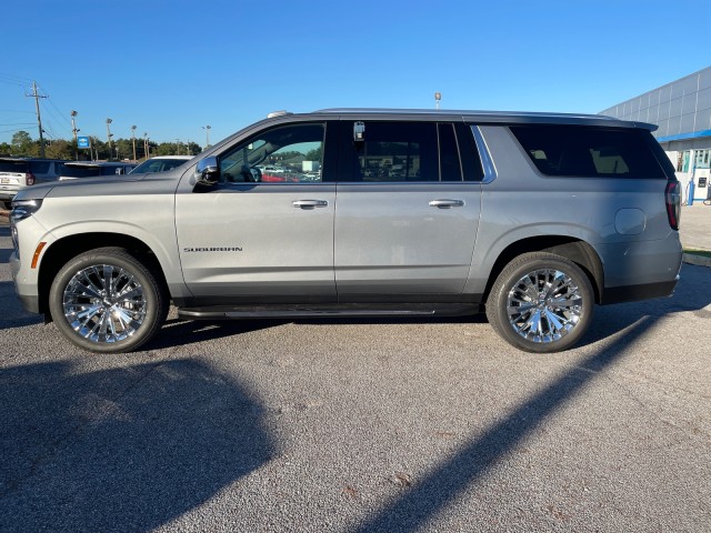 new 2025 Chevrolet Suburban car, priced at $81,875