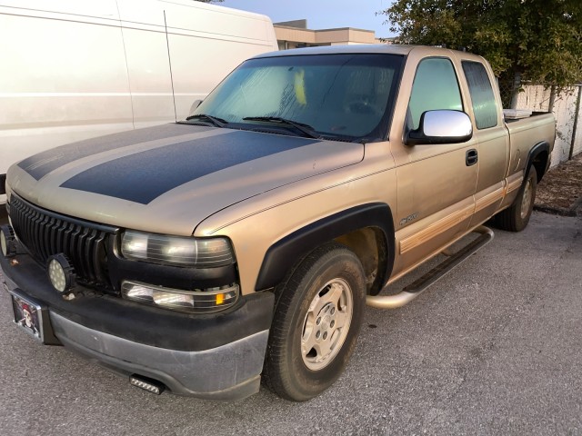 used 2000 Chevrolet Silverado 1500 car, priced at $9,995