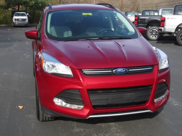 used 2014 Ford Escape car, priced at $6,895