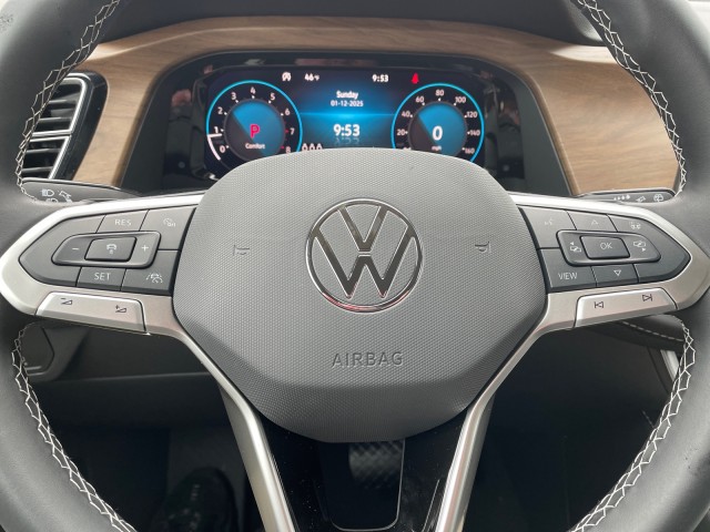 new 2025 Volkswagen Atlas car