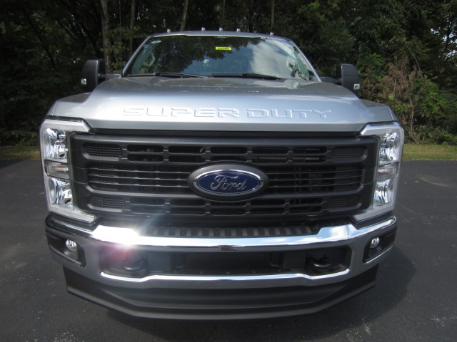 new 2024 Ford F-250 car, priced at $56,120